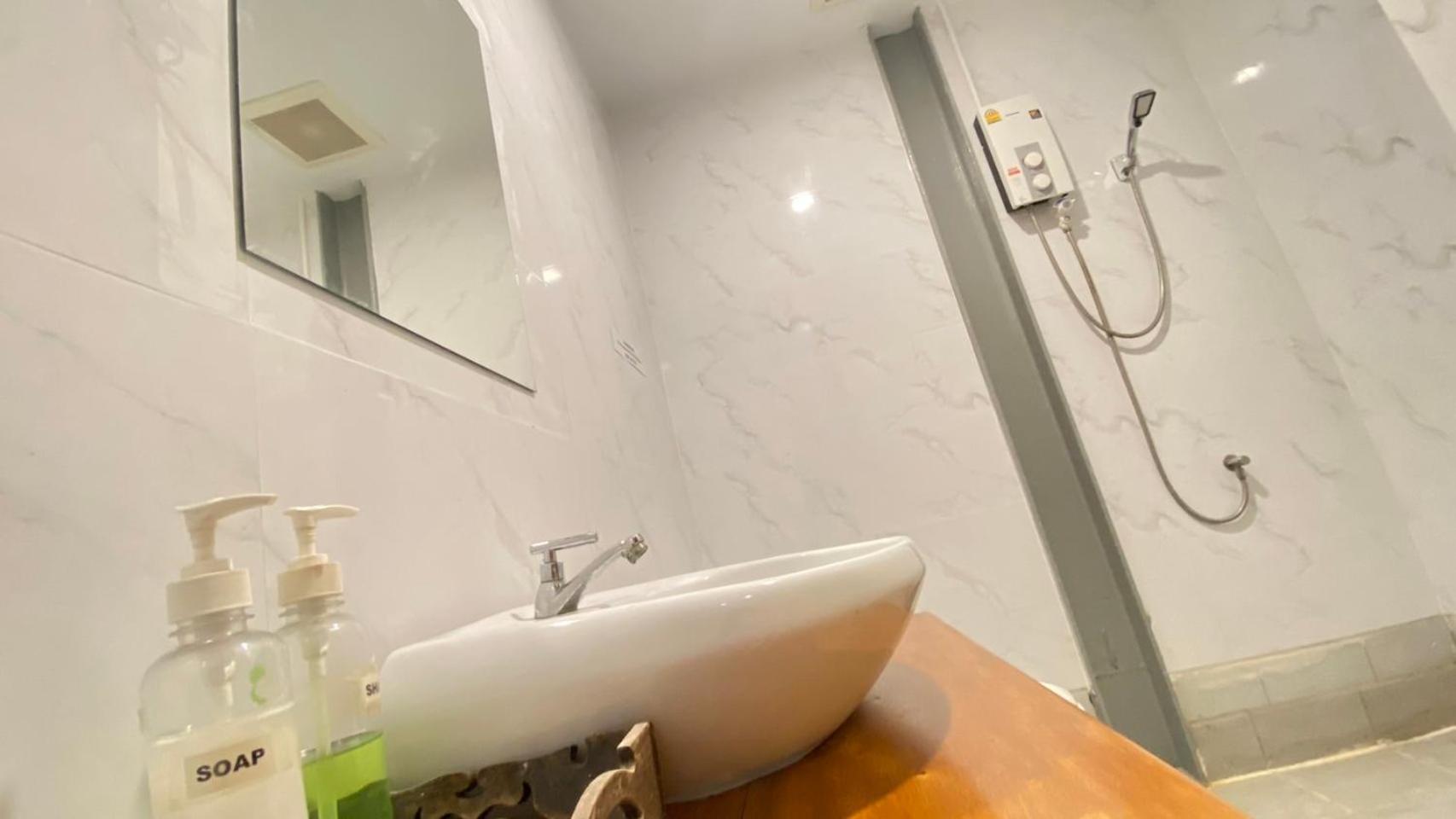 A Plus Hotel Koh Lipe Ngoại thất bức ảnh